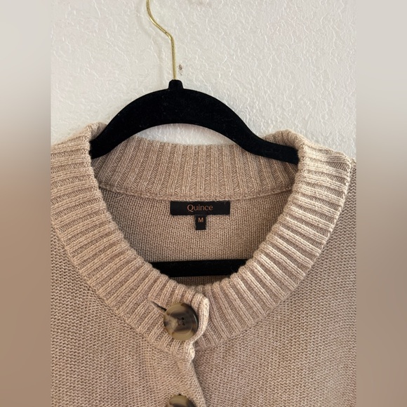 Quince 100% Organic Cotton Button Front Cardigan in speckled beige size medium - Picture 6 of 10